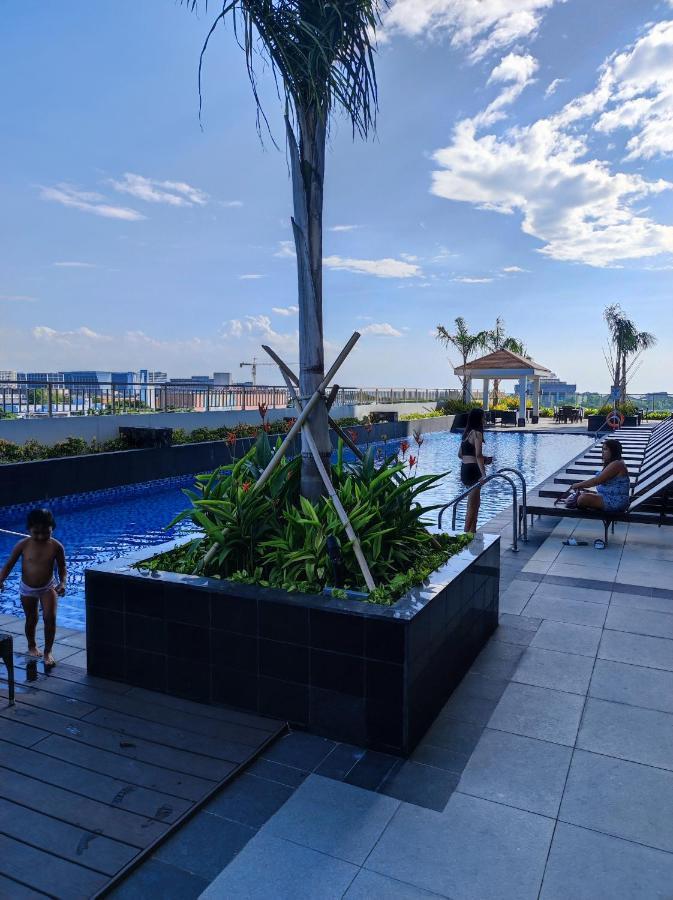 Schoenes Apartment Mit Pool-Nutzung Маніла Екстер'єр фото